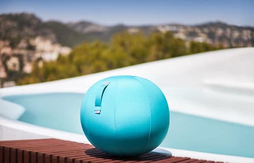 כדור ישיבה ארגונומי – VLUV AQUA – תוצרת HOCK – כחול לשימוש חצוני